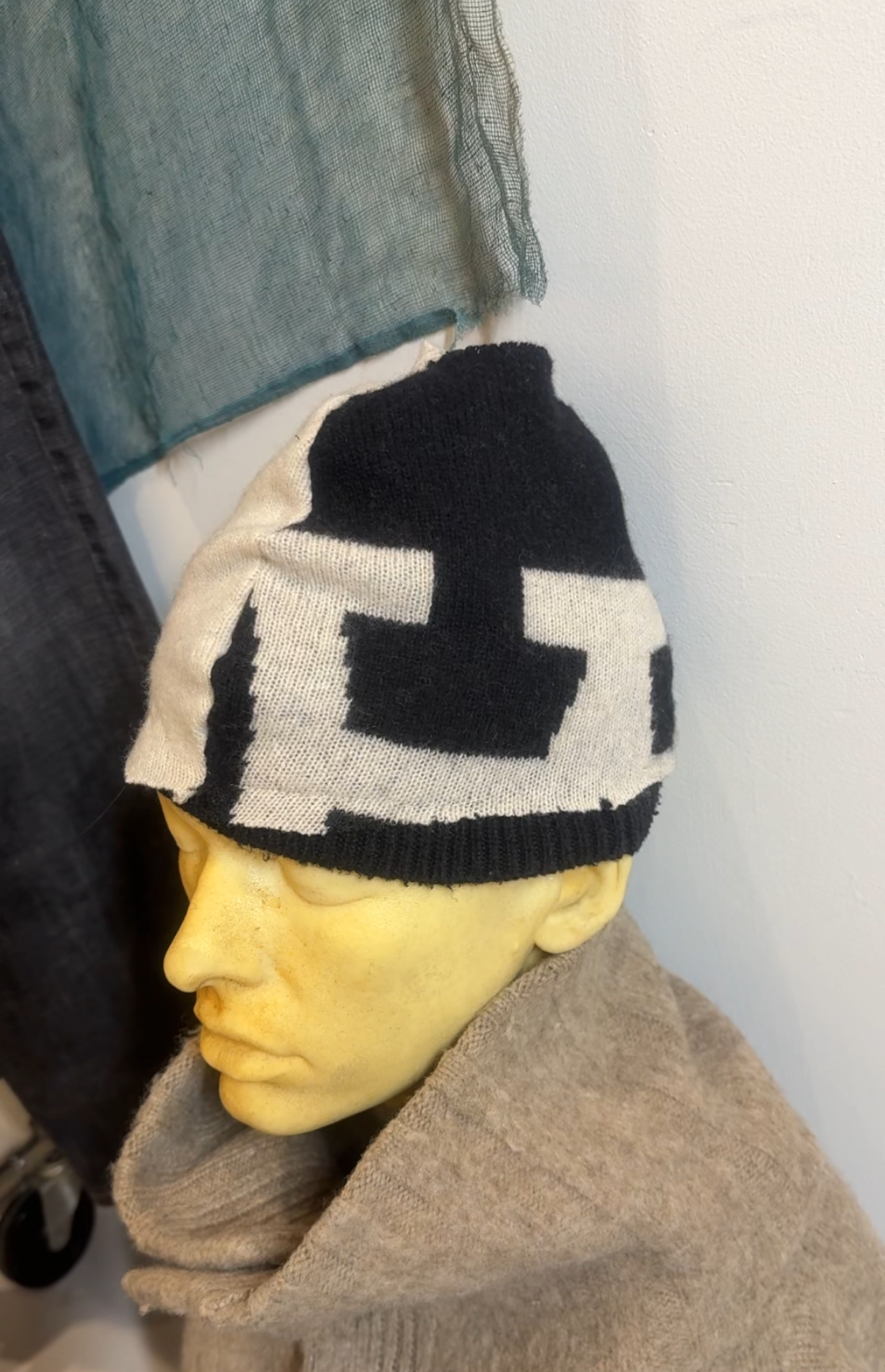 In.still.air Layered Beanie