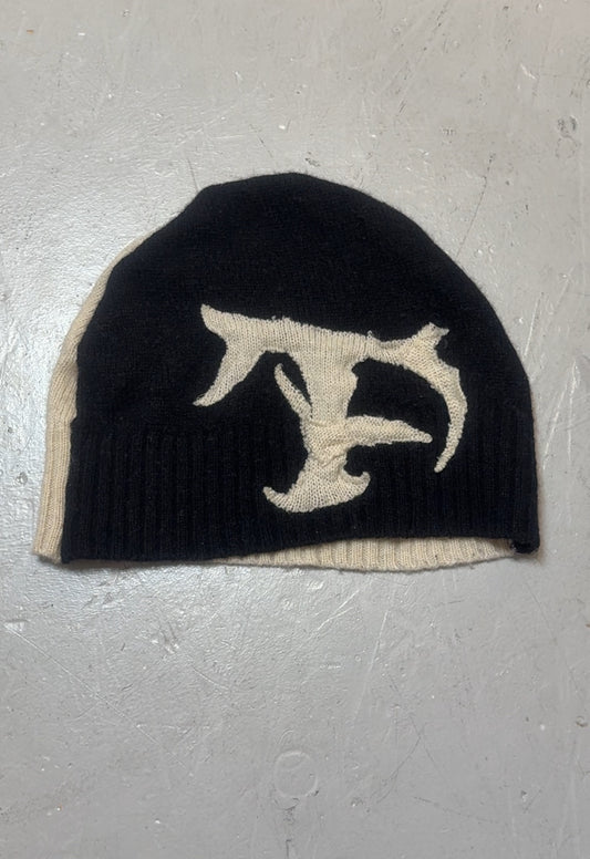 In.still.air Calligraphy Beanie